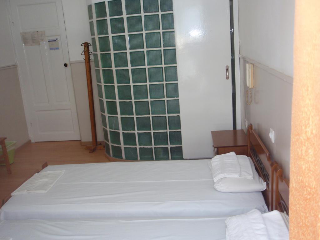 Argo Hotel Thessaloniki Room photo